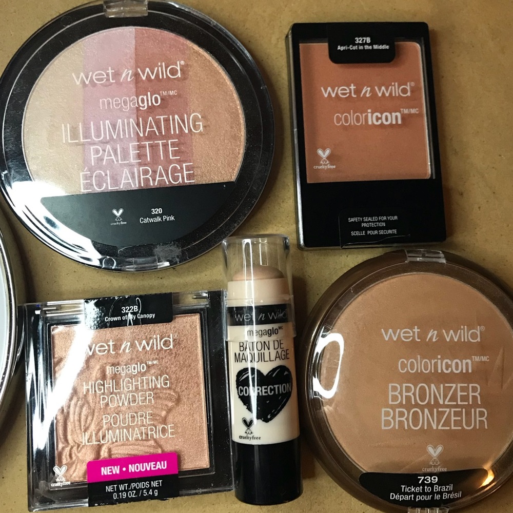 Wet N Wild bundle